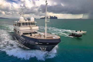 89' Cheoy Lee 1999 Yacht For Sale